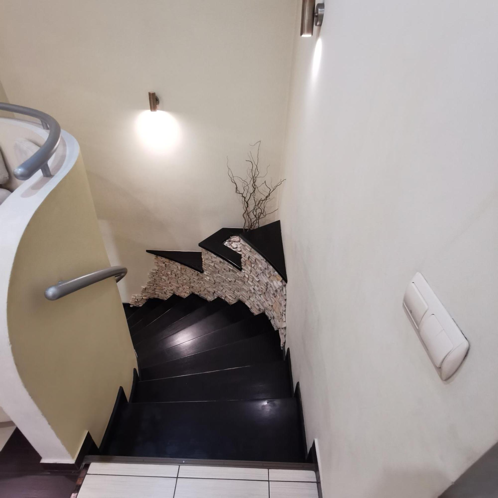 Big Apartment in Rivne center Buitenkant foto